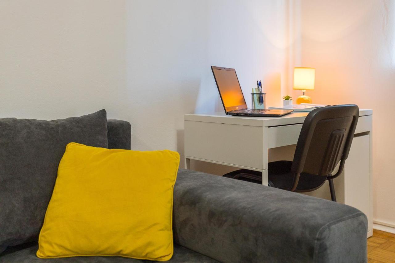 Laveruda Apartment With Balcony And Free Parking Pula Zewnętrze zdjęcie
